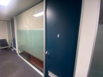 4/7 Bridge Street Werribee VIC 3030 - Image 2