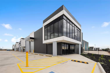 8/6 Peterpaul Way Truganina VIC 3029 - Image 1