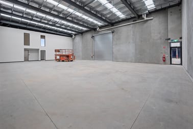 8/6 Peterpaul Way Truganina VIC 3029 - Image 3