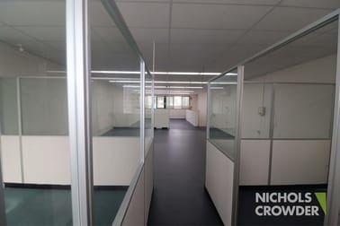 1/237 Beach Street Frankston VIC 3199 - Image 3