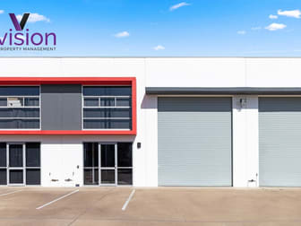 2/4 Victory East Street Urangan QLD 4655 - Image 1