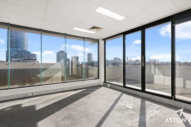 Click to view all images 47 Wellington Street St Kilda VIC 3182 - Image 1