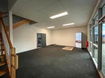 2/1 Archer Road Truganina VIC 3029 - Image 2