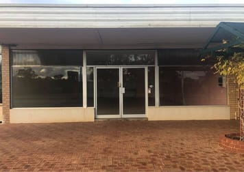 35 Fenton Place Wongan Hills WA 6603 - Image 2