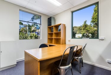 Suite 8/6 Bottlebrush Avenue Noosa Heads QLD 4567 - Image 2