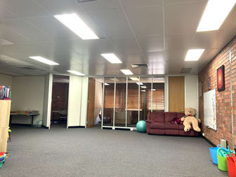 Upstairs/82 Bourbong Street Bundaberg Central QLD 4670 - Image 2