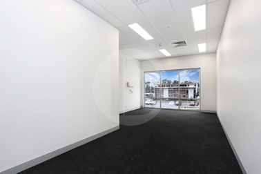 18/2 MONEY CLOSE Rouse Hill NSW 2155 - Image 3