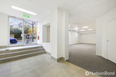 1/101 Manningham Road Bulleen VIC 3105 - Image 2