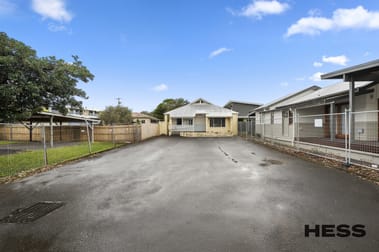 76 Mildura Street Coffs Harbour NSW 2450 - Image 2