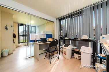 10/13-17 Crawford Street Braeside VIC 3195 - Image 2