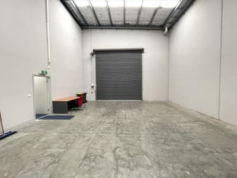 Unit 1/1 - 9 Rocklea Dr Port Melbourne VIC 3207 - Image 2