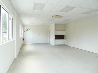 4/323 Pascoe Vale Road Essendon VIC 3040 - Image 2