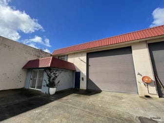 4/4 Hutchinson Street Burleigh Heads QLD 4220 - Image 1