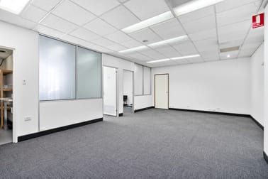 2/125 City Road Beenleigh QLD 4207 - Image 3