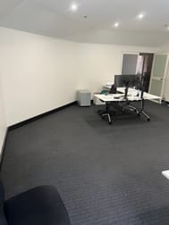 10/7 Rosebery Place Balmain NSW 2041 - Image 2