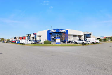 Unit 3/7 Mordaunt Circuit Canning Vale WA 6155 - Image 2