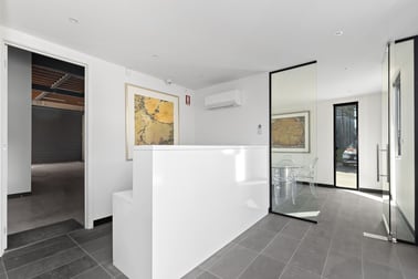 4/73 Wharf Road Port Melbourne VIC 3207 - Image 2