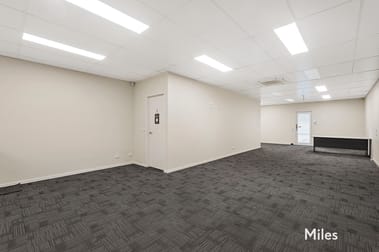 1 & 2/11 Crissane Road Heidelberg West VIC 3081 - Image 2