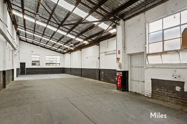 1 & 2/11 Crissane Road Heidelberg West VIC 3081 - Image 3