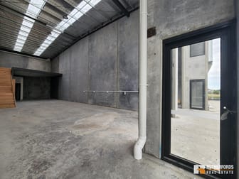 7/7 Quinlan Road Epping VIC 3076 - Image 2