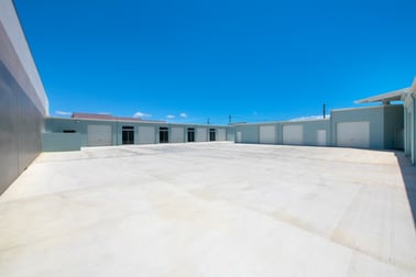 12/30 Civil Road Garbutt QLD 4814 - Image 2