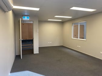 5/25 Steel Street Capalaba QLD 4157 - Image 3