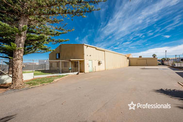 11 Box Street Webberton WA 6530 - Image 2