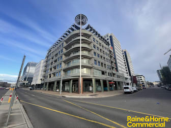 4/16 Moore Street City ACT 2601 - Image 1