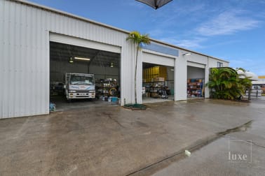 2/12 Bearing Avenue Warana QLD 4575 - Image 2