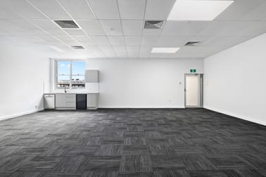 Suite 3, Level 1, 25 Pearson Street Charlestown NSW 2290 - Image 1