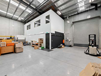 11/25 Howleys Road Notting Hill VIC 3168 - Image 2