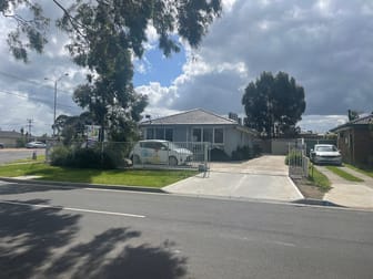 4 Pentlowe Street Hoppers Crossing VIC 3029 - Image 2