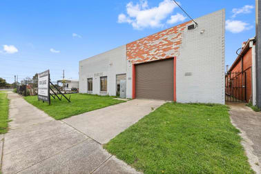 32 Wren Road Moorabbin VIC 3189 - Image 2