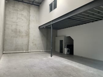 8/177 Salmon Street Port Melbourne VIC 3207 - Image 1