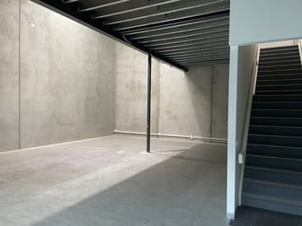 8/177 Salmon Street Port Melbourne VIC 3207 - Image 3