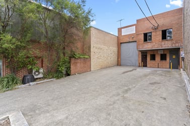 31 Sir Joseph Banks Street Botany NSW 2019 - Image 2