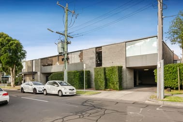 1/208 Whitehorse Road Blackburn VIC 3130 - Image 2