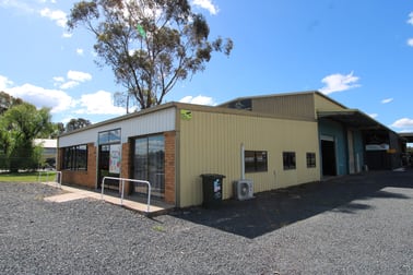 Unit A/18 Swanbrook Road Inverell NSW 2360 - Image 1