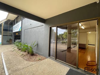 1/24 Vanessa Boulevard Springwood QLD 4127 - Image 2