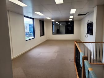 17 Yellowbox Drive Craigieburn VIC 3064 - Image 3