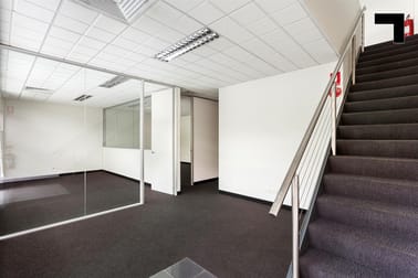 20/3 Westside Avenue Port Melbourne VIC 3207 - Image 3