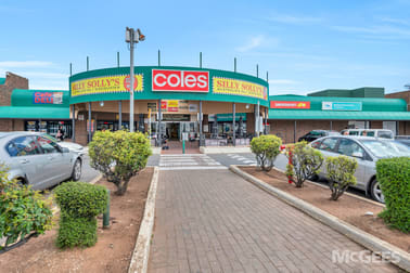 Click to view all images 176 Yorktown Road Craigmore SA 5114 - Image 2