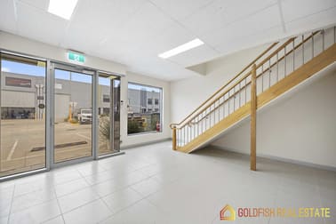 7/75 Endeavour Way Sunshine West VIC 3020 - Image 2