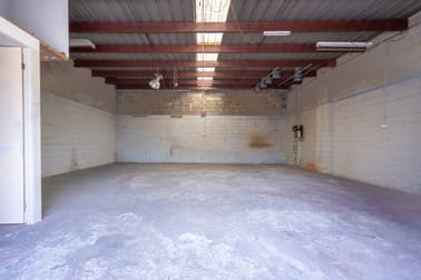 4/2 Dean Place Penrith NSW 2750 - Image 2