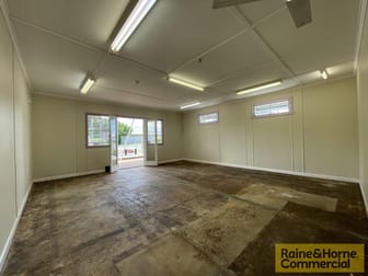 1/130 Nathan Street Brighton QLD 4017 - Image 2