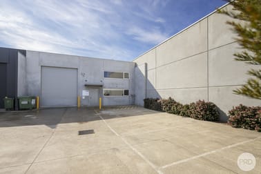 1/20 Selkirk Drive Wendouree VIC 3355 - Image 2