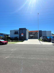 2/3 Central Drive Burleigh Heads QLD 4220 - Image 1
