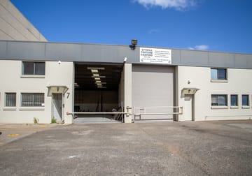 7/8 Artisan Road Seven Hills NSW 2147 - Image 1