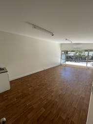 4/3078 Surfers Paradise Boulevard Surfers Paradise QLD 4217 - Image 2