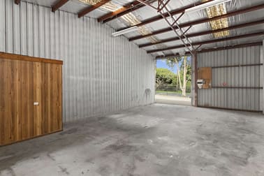2/13 The Esplanade North Shore VIC 3214 - Image 2